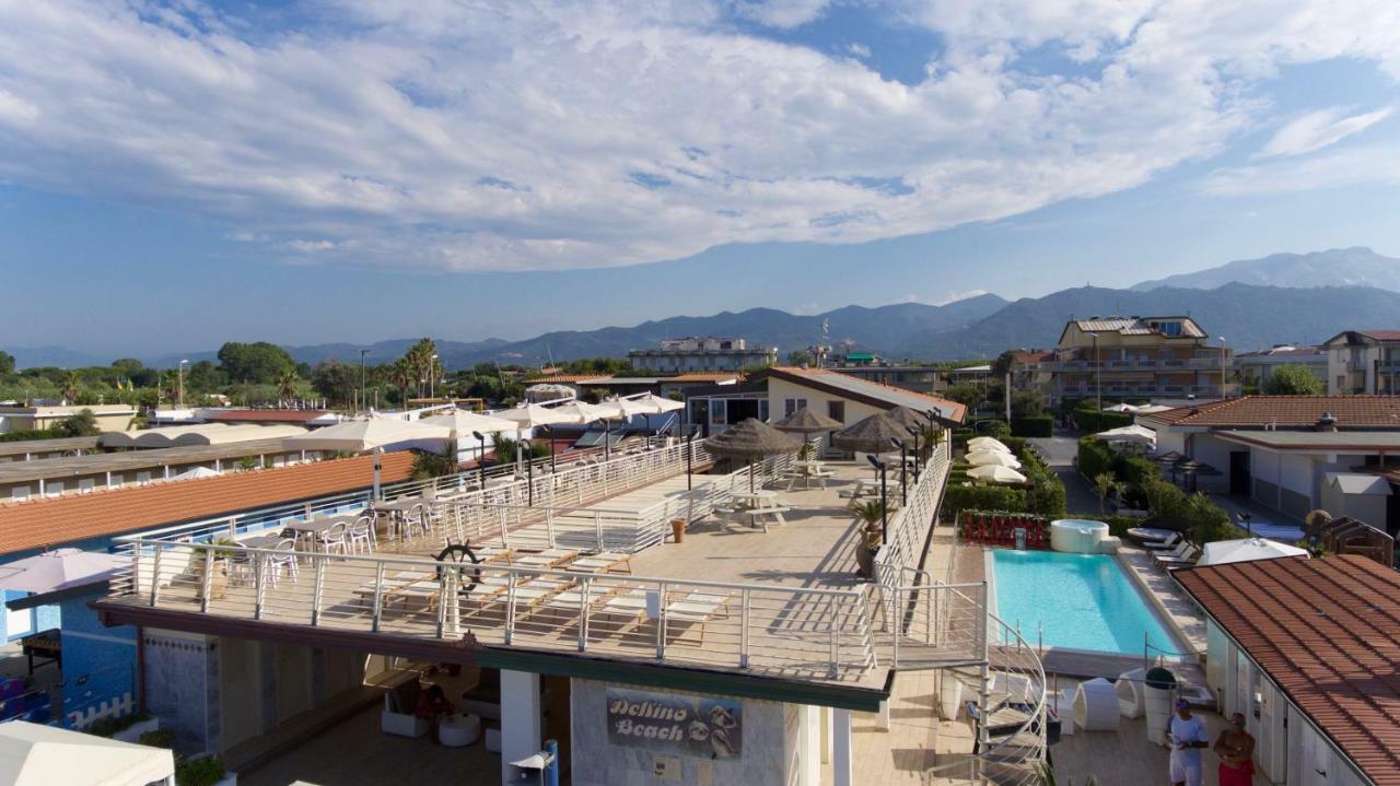 مارينا دي كارّارا Hotel Delfino المظهر الخارجي الصورة